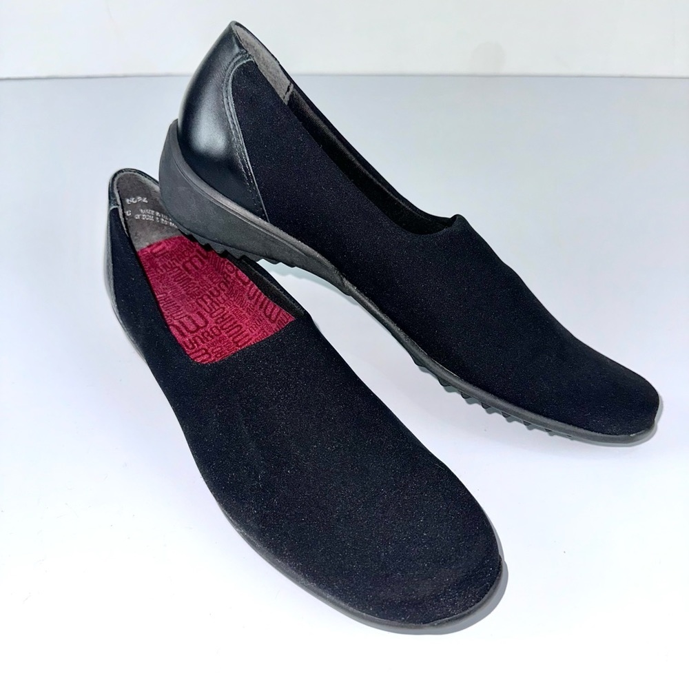 Munro Womens Sz 8.5 Super Slim Traveler Black Stretch Fabric Slip On Flats Shoes